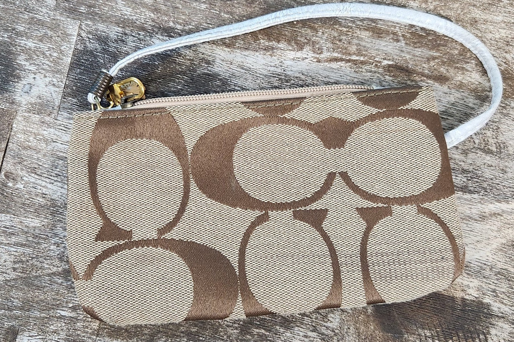 Coach Signature C Jacquard Wristlet Clutch Mini Bag Y2K Purse Tan Brown Leather